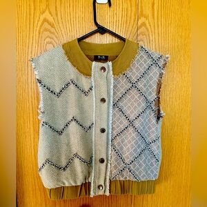 Miss Me Vest Size Small